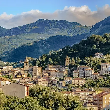 빌라 Lara Tortorici