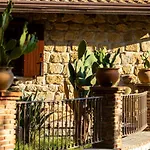 Vila Lara *